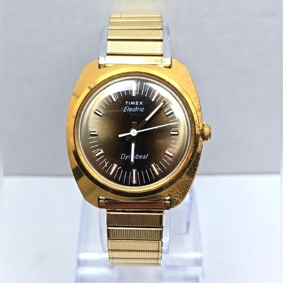 Mens Vintage 70’s Timex Dynabeat Electric Watch Gold Tone New Battery - Picture 1 of 12
